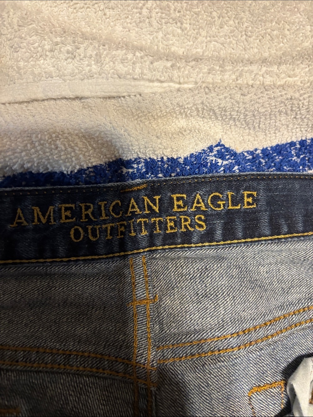 American Eagle Outfitters Men’s Jeans - Dark and Light Blue Washes - Picture 4 of 16
